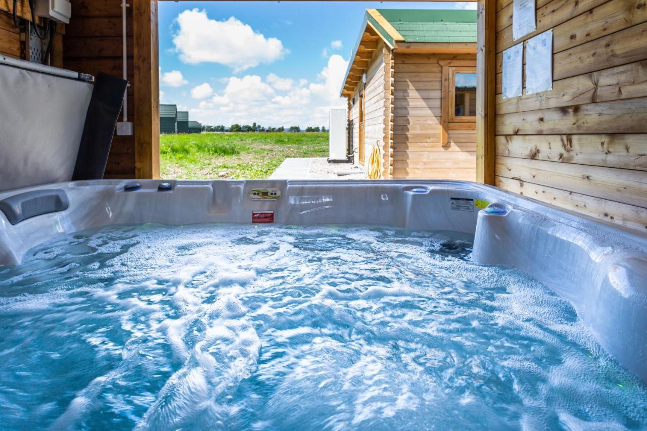 Kings Caves Glamping Campsite *